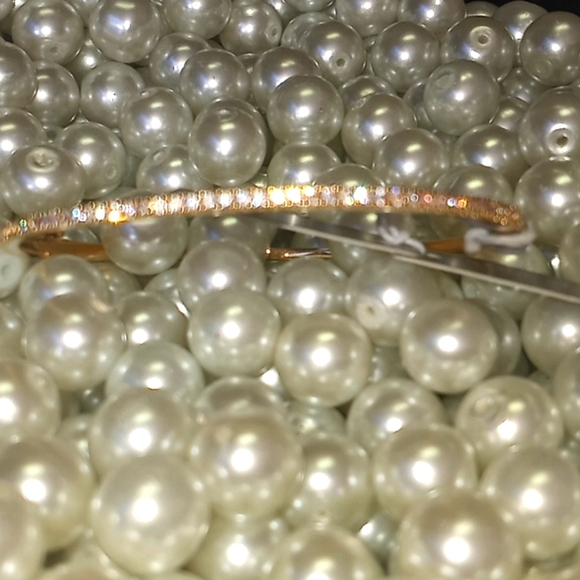 Nordstrom Gold Cubic Zirconia Bangle Bracelet - Picture 1 of 13